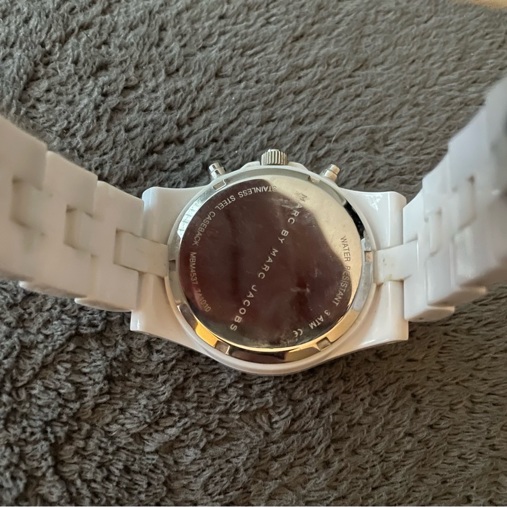 Marc Jacobs Watch - Picture 5 of 5